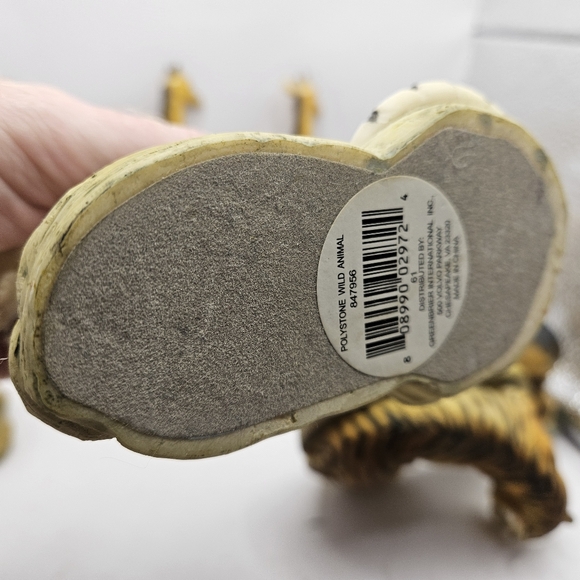 9 Vintage Polystone Figurines Greenbriar Tiger, Hippo, Giraffe, Zebra, Cheetah.  - Picture 8 of 16